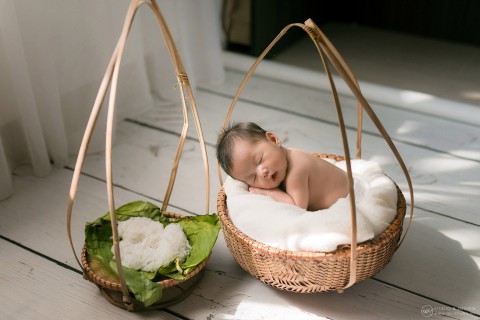 ẢNH NEWBORN ĐẸP - BÚN 25 NGÀY TUỔI